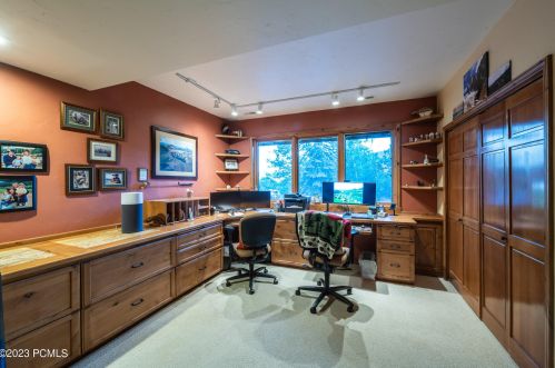 2068 Mahre Dr, Park City UT 84098-8508 exterior