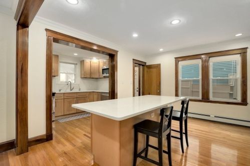 922 Furnace Brk Pkwy, Quincy MA 02169-2304 exterior