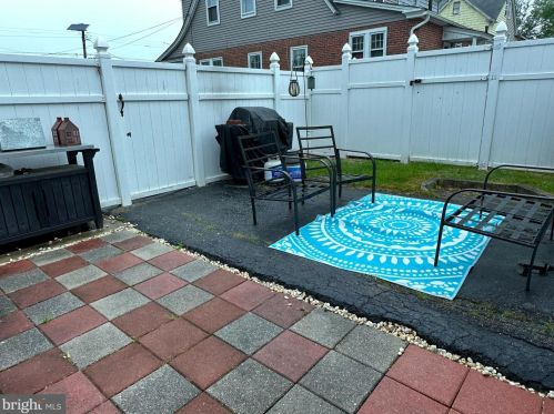 440 Jackson St, West Deptford NJ 08096-2355 exterior