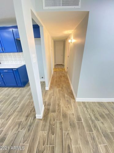 7015 Camelback Rd, Phoenix AZ  85033-1535 exterior