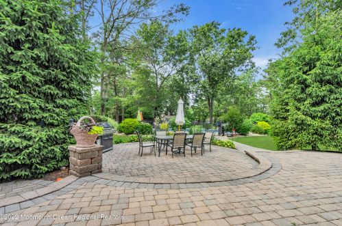 12 Swallow Tail Ct, Jackson Twp NJ 08527-2872 exterior