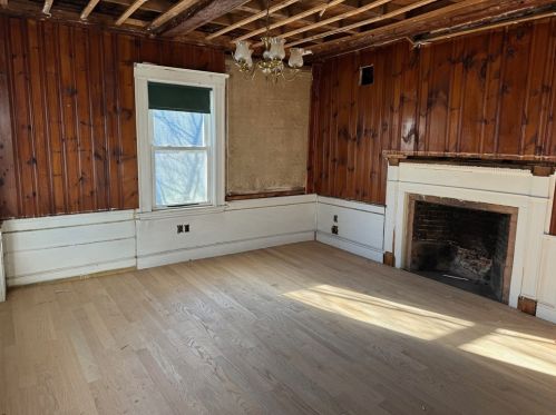 1307 Washington St, Braintree MA 02184-8623 exterior