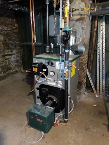 83 Houghton St, Worcester MA 01604-3823 exterior