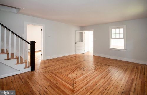 156 Turkey Hill Rd, West Deptford NJ  08093-2312 exterior