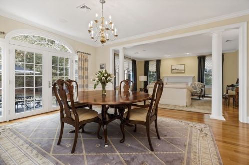 27 Maryknoll Dr, Hingham MA 02043-3477 exterior