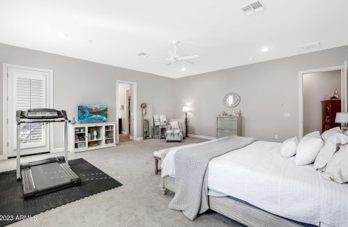 8976 8 Dr, Phoenix AZ 85041-6754 exterior