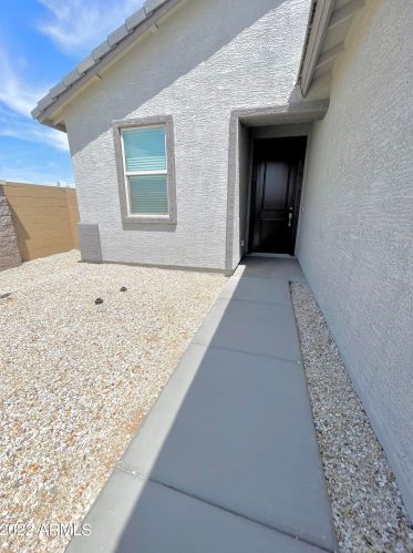 3831 63rd Dr, Phoenix AZ  85033-4029 exterior