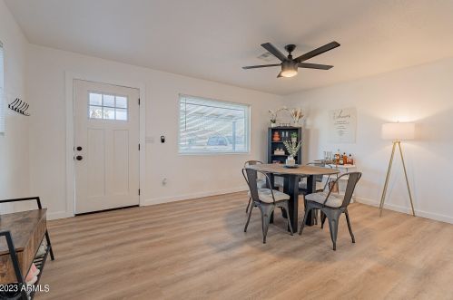 3320 Claire Dr, Phoenix AZ 85032-4933 exterior