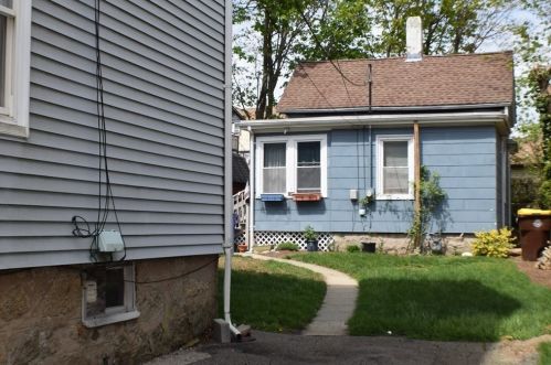 204 Jepson St, Fall River MA  02723-3017 exterior