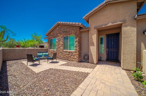 34826 3rd Ave, Phoenix AZ 85023-3640 exterior