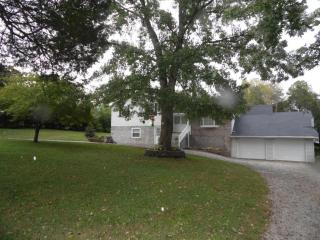 145 Chapel View Dr, La Follette, TN 37766-4743