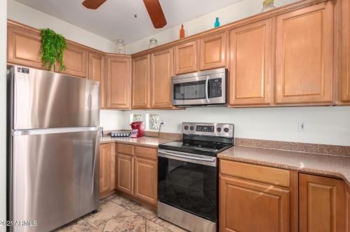 5213 16 Dr, Phoenix AZ 85015-1424 exterior