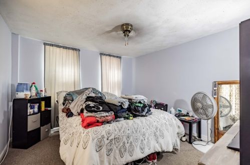 89 Mechanic St, Montgomery MA 01085-3073 exterior