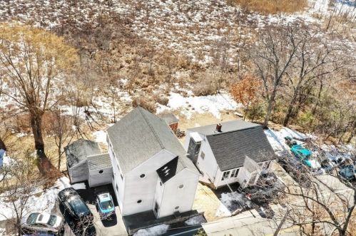 92 Burroughs Rd, North Reading, MA 01864-1103