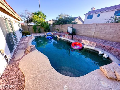 13406 38 Pl, Phoenix AZ 85032-7385 exterior