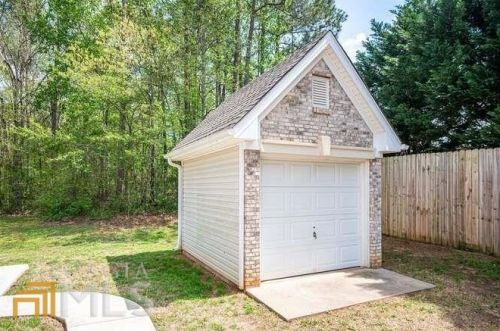 3121 Jackson Creek Dr, Stockbridge GA  30281-5690 exterior