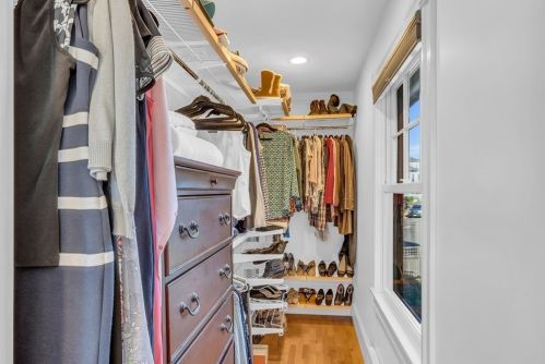 12 Baker Ave, Beverly MA 01915-3504 exterior