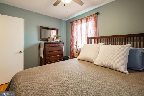 12 Beech Pl, West Deptford NJ 08096-3312 exterior