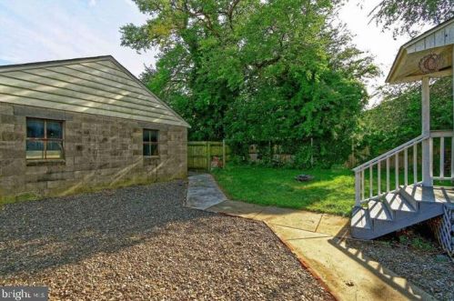 308 Broad St, West Deptford NJ 08066-1055 exterior