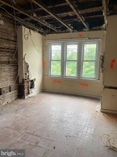 4916 Chestnut St, Philadelphia PA  19139-3516 exterior