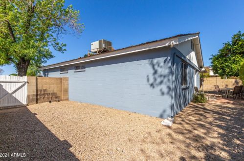 17235 2nd Pl, Phoenix AZ 85022-2315 exterior