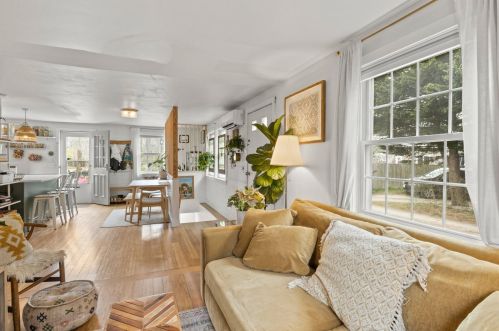 582 Massasoit Rd, Eastham MA 02642-1500 exterior