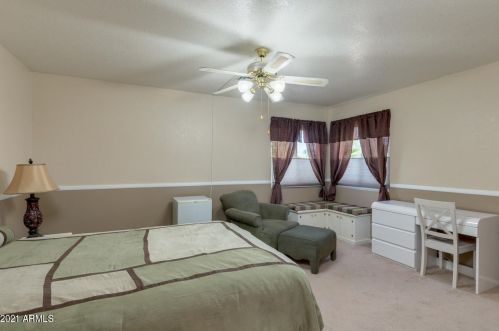 18623 43rd St, Phoenix AZ 85050-8769 exterior