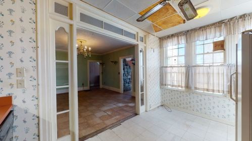 266 Pleasant St, West Bridgewater MA 02379-1509 exterior