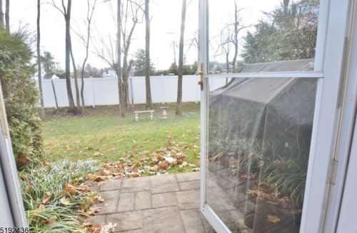 645 Ridgedale Ave, East Hanover NJ 07936-3122 exterior