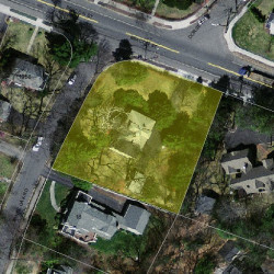 8 White Oak Rd, Newton MA 02468-1323 aerial view