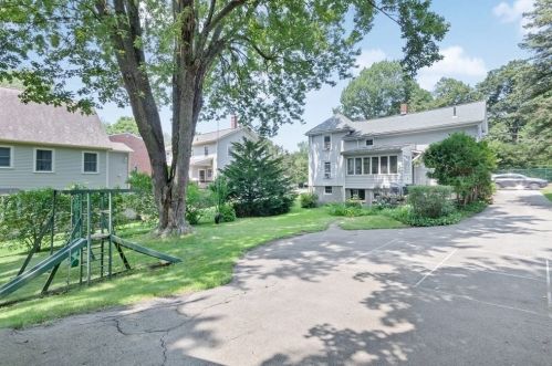 1244 Beacon St, Newton MA 02468-1717 exterior