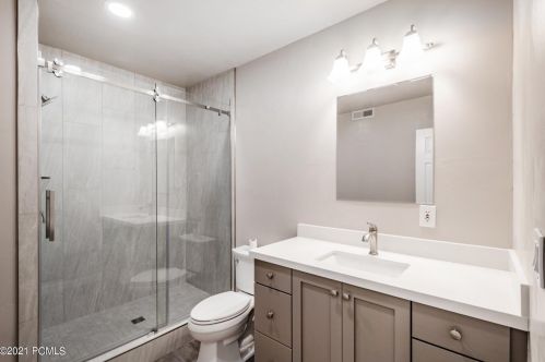 340 Aspen Dr, Park City UT 84098-5131 exterior