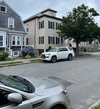 137 Rounds St, New Bedford MA  02740-2458 exterior