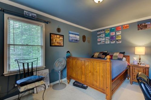 4815 Dunwoody Sta Dr, Atlanta GA 30338-4705 exterior