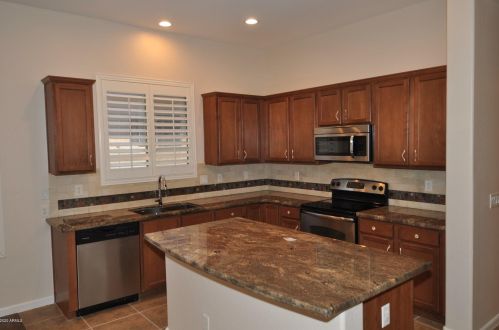 28320 64th Ln, Phoenix AZ  85083-7582 exterior