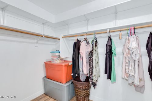 25801 65 Dr, Phoenix AZ 85033-1605 exterior