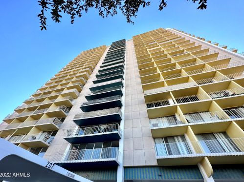 207 Clarendon Ave, Phoenix AZ  85013-3408 exterior