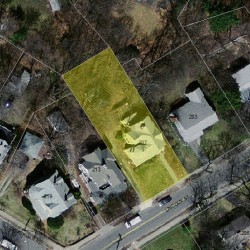 207 Lincoln St, Newton MA 02461-1327 aerial view
