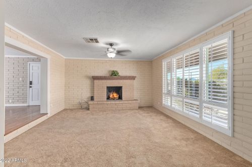 18739 30th St, Phoenix AZ  85050-3409 exterior