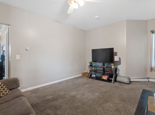 30 Taunton Ave, Seekonk MA 02771-5245 exterior