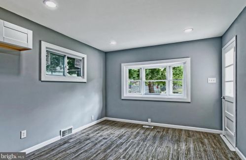 711 Columbia Blvd, West Deptford NJ  08063-1307 exterior