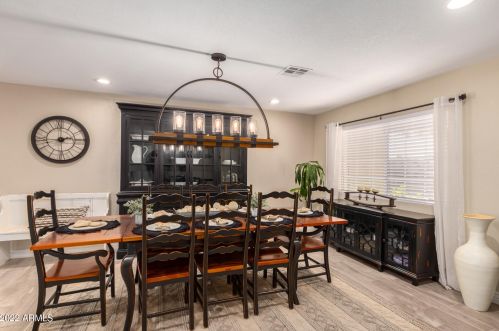 11605 37 Pl, Phoenix AZ 85050-2699 exterior