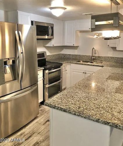 4767 Belleview St, Phoenix AZ  85008-5606 exterior