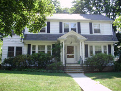 136 Randlett Park, Newton, MA 02465-1744