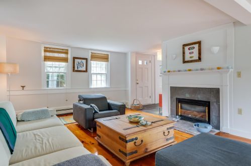 75 Main St, Chatham MA 02633-2419 exterior