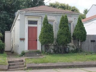 628 Camp St, Louisville KY  40203-2605 exterior