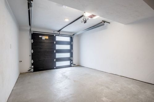 92 Dothan St, Arlington MA  02474-1343 exterior