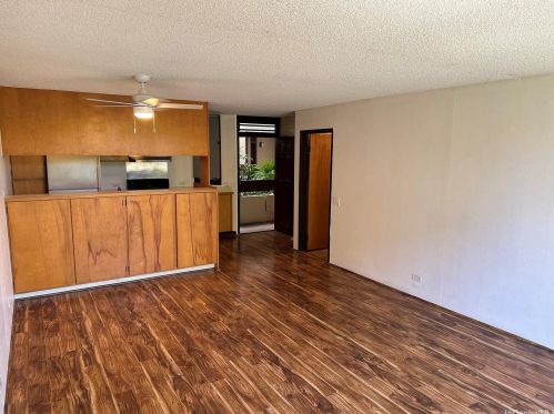 1441 Piikoi St, Honolulu HI 96822-4086 exterior