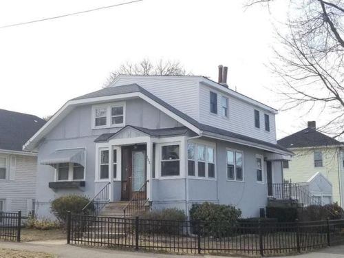 183 Elmwood Ave, Quincy MA  02170-1325 exterior