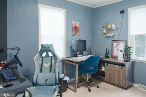 413 Beacon Ave, West Deptford NJ  08066-1152 exterior